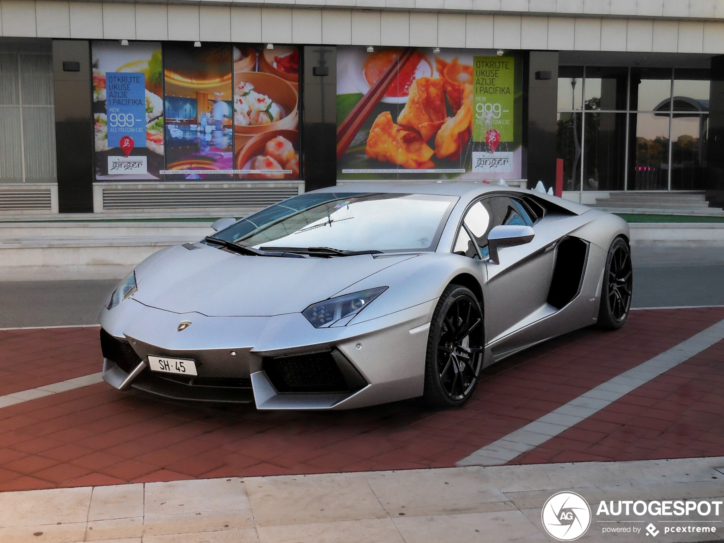 Lamborghini Aventador LP700-4