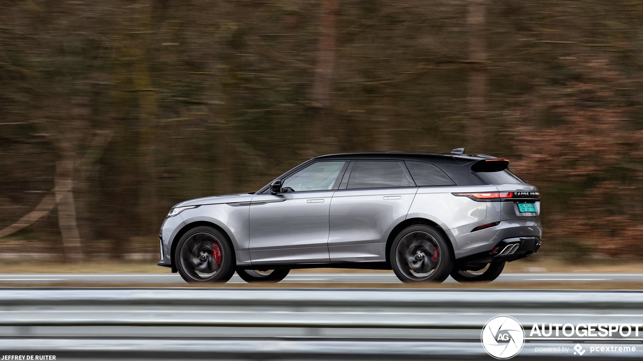 Land Rover Range Rover Velar SVAutobiography