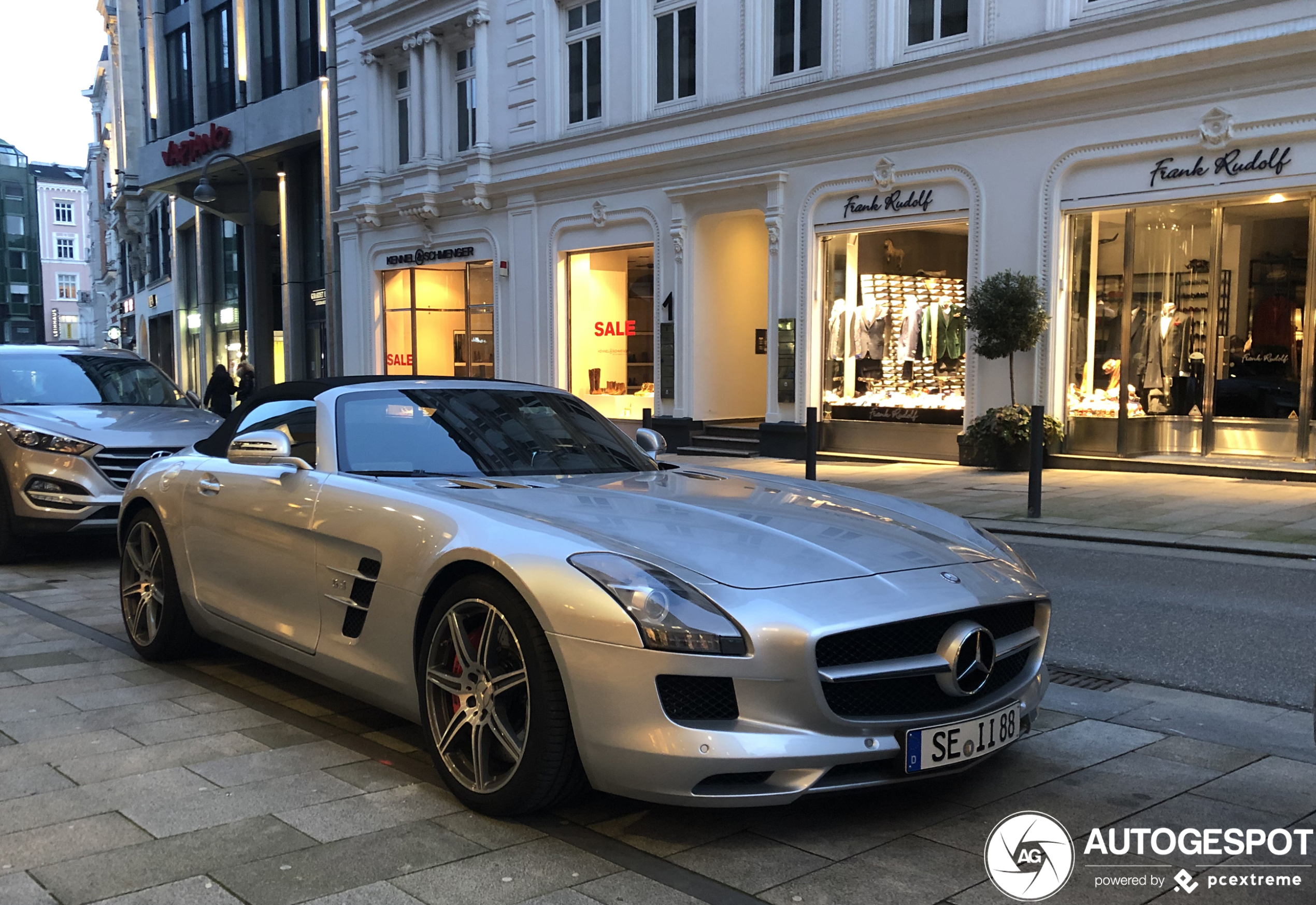 Mercedes-Benz SLS AMG Roadster