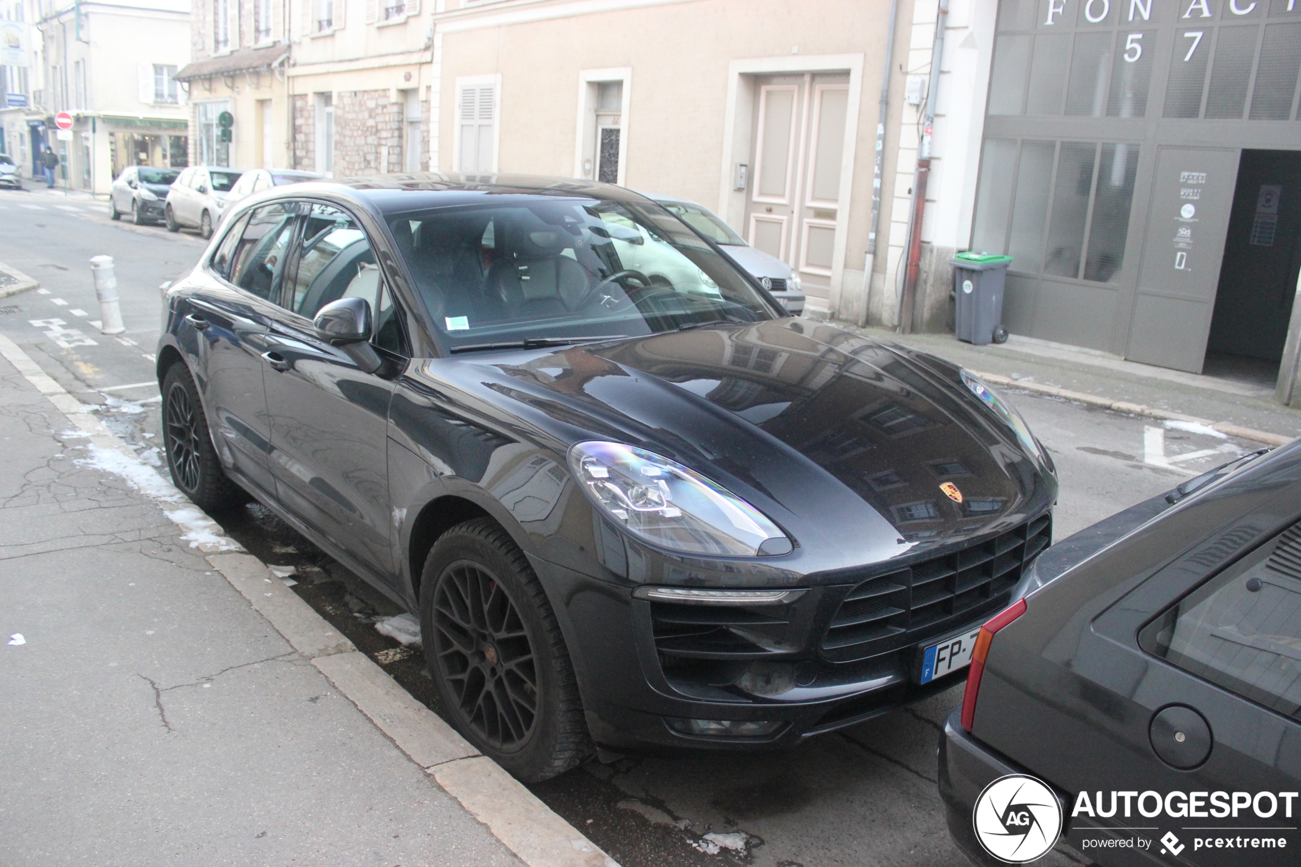 Porsche 95B Macan GTS