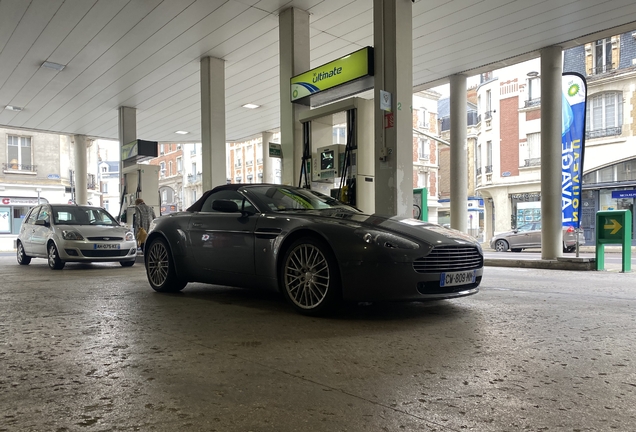 Aston Martin V8 Vantage Roadster