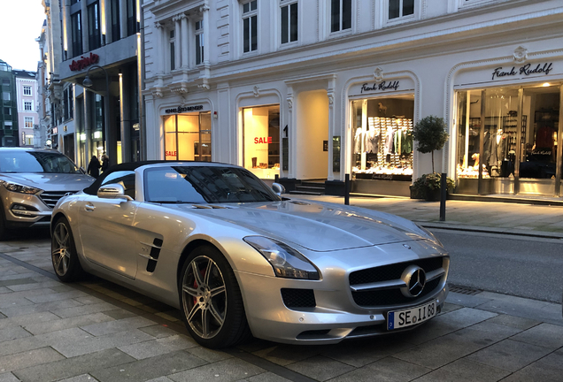 Mercedes-Benz SLS AMG Roadster