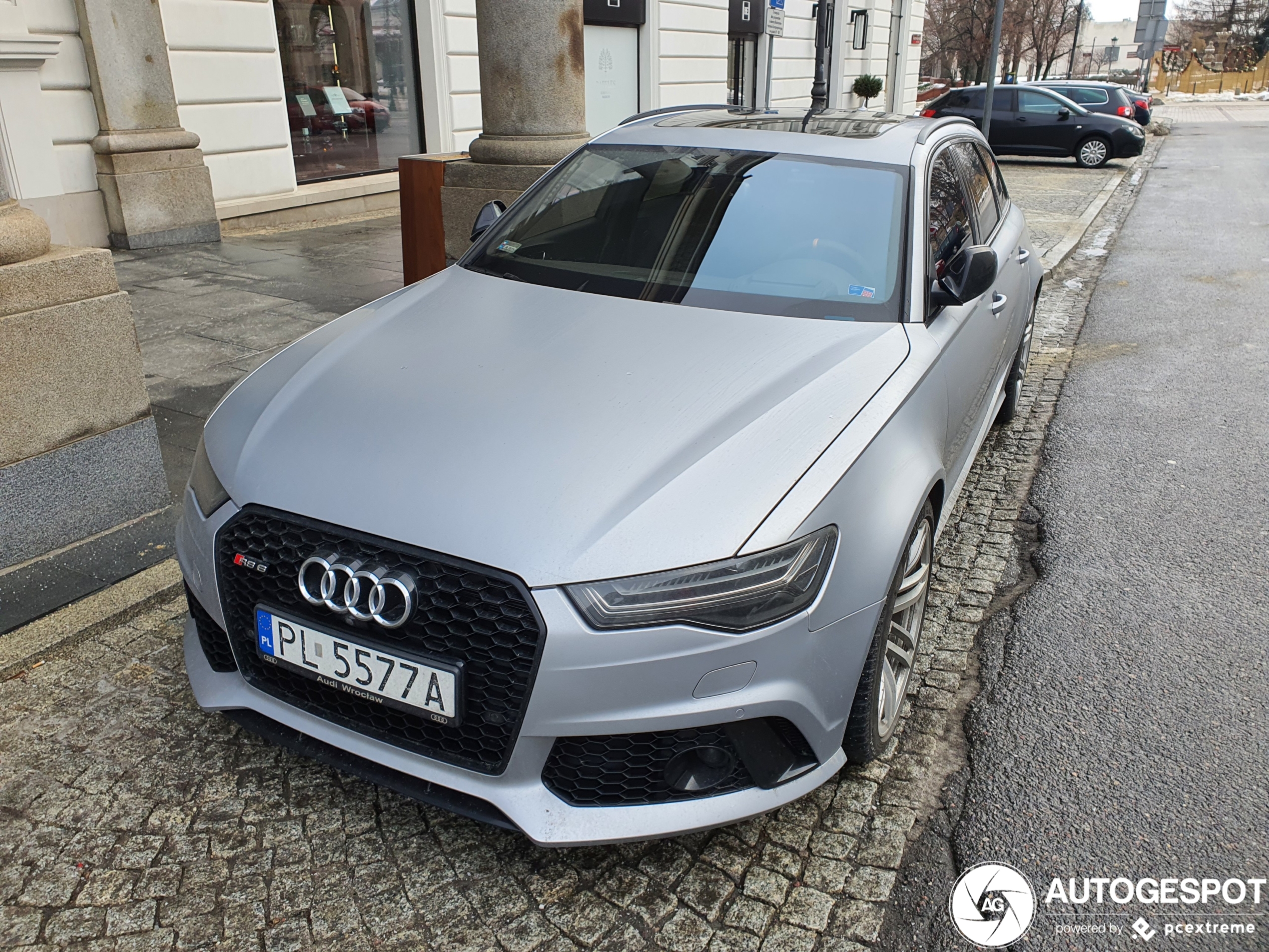 Audi RS6 Avant C7 2015