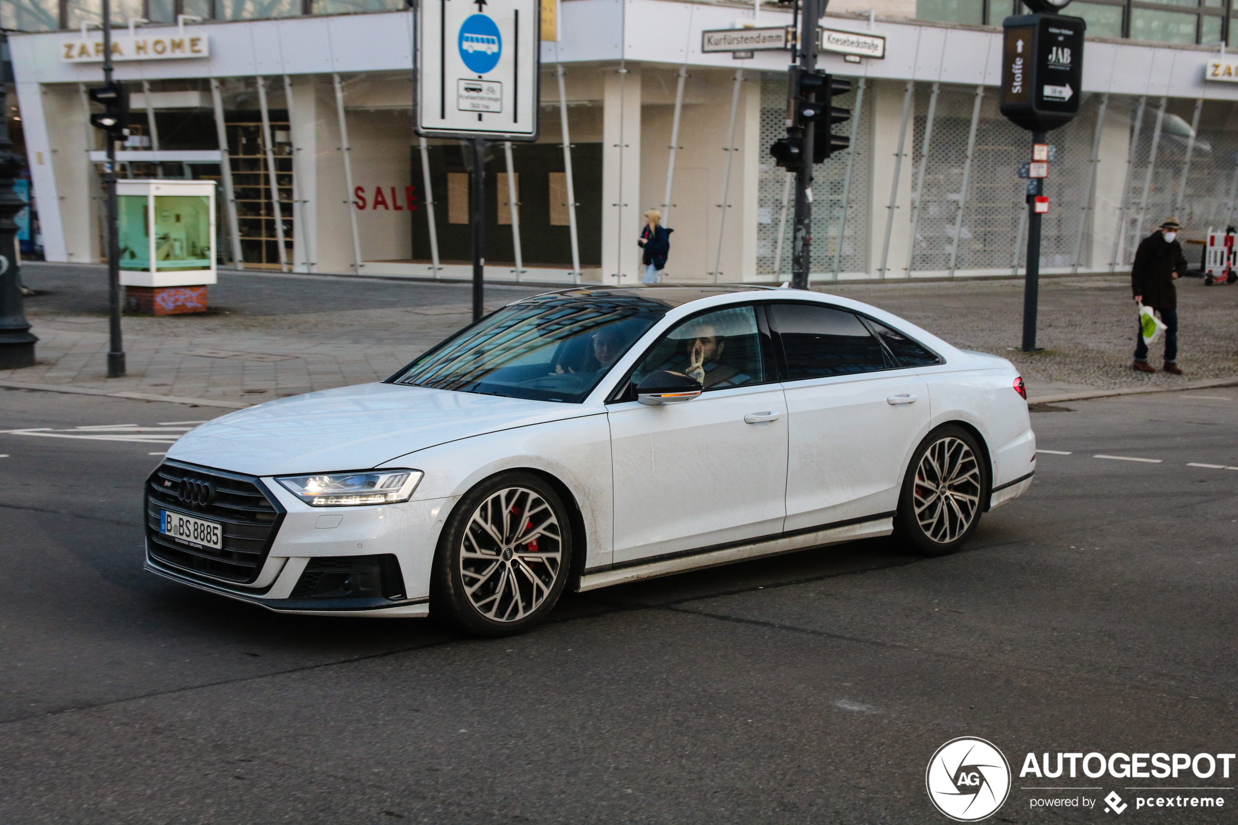 Audi S8 D5