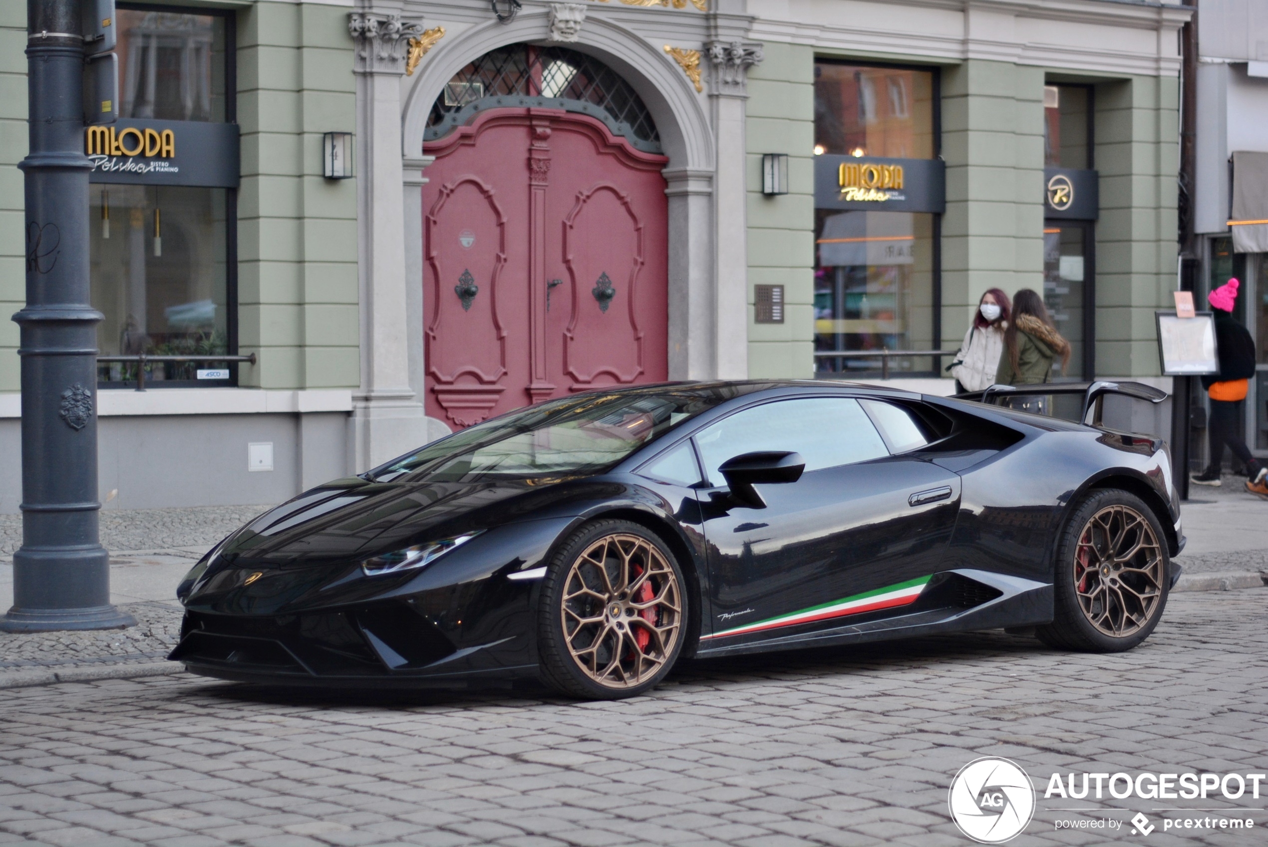 Lamborghini Huracán LP640-4 Performante