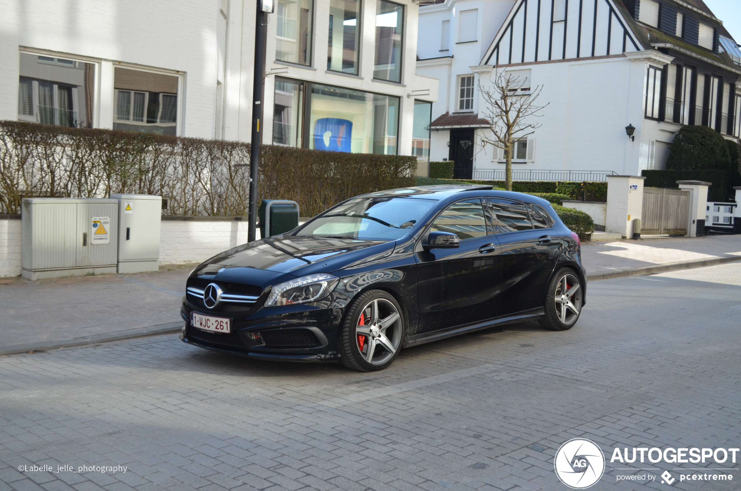 Mercedes-Benz A 45 AMG