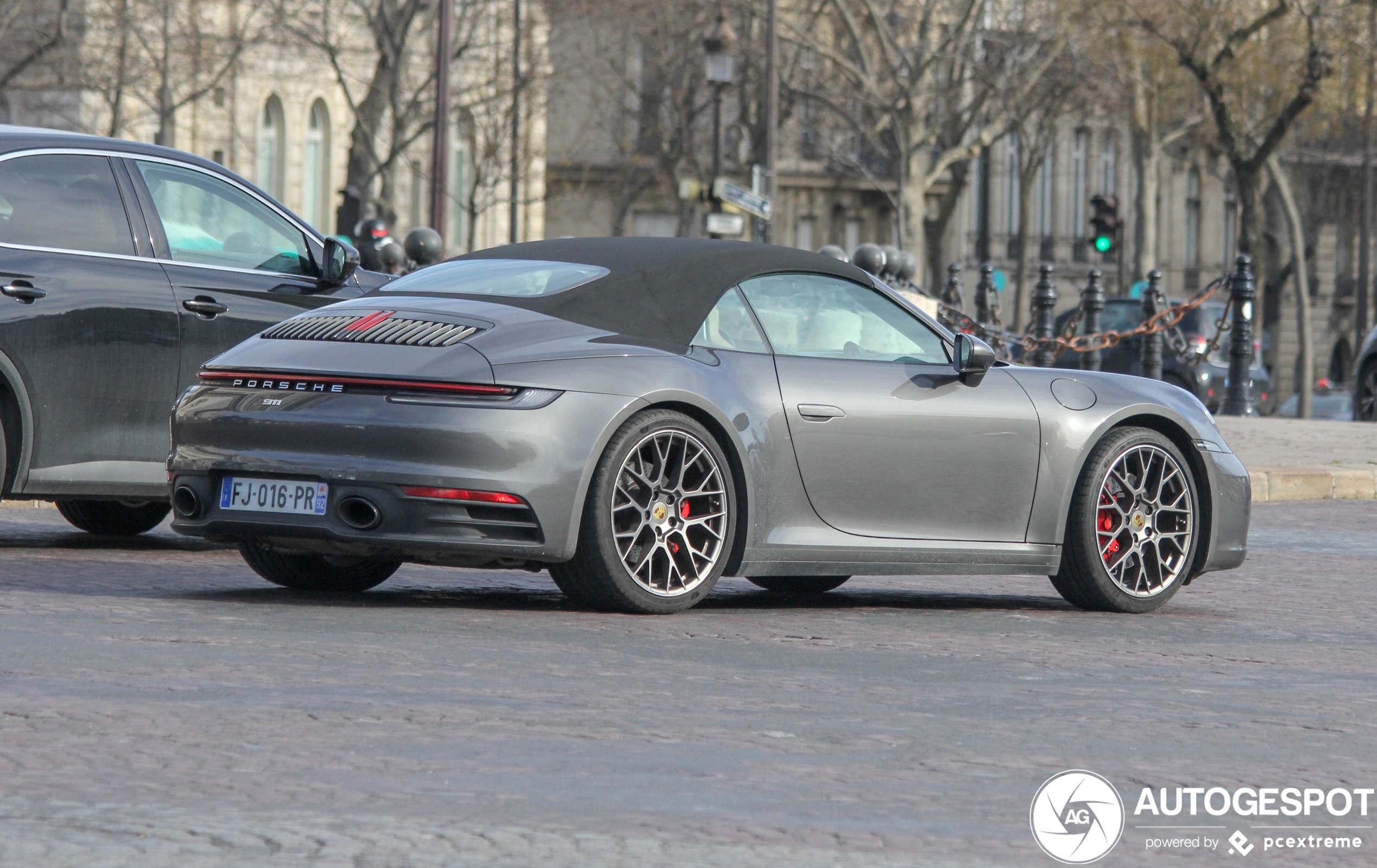 Porsche 992 Carrera 4S Cabriolet