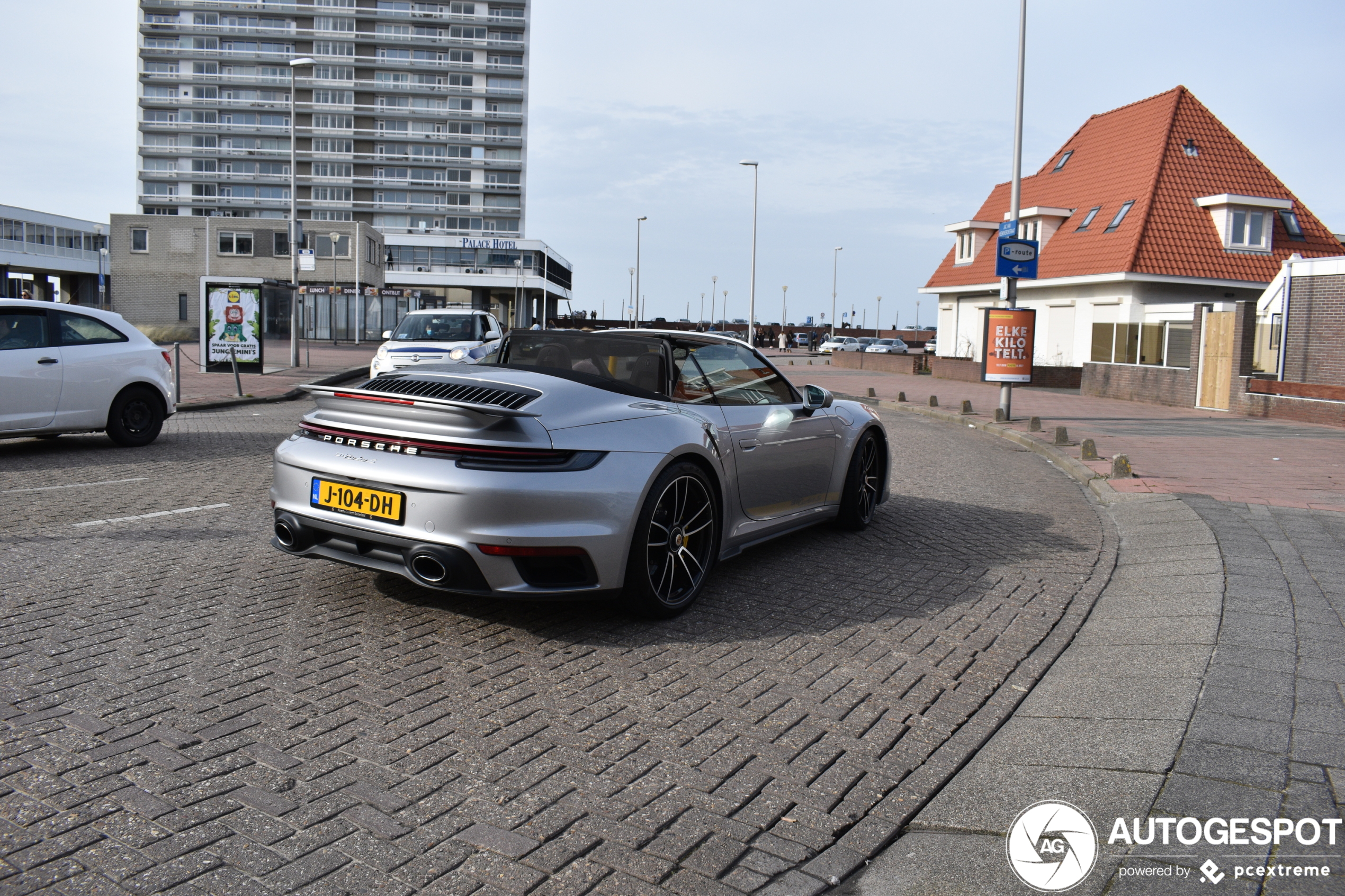 Porsche 992 Turbo S Cabriolet