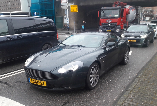 Aston Martin DB9