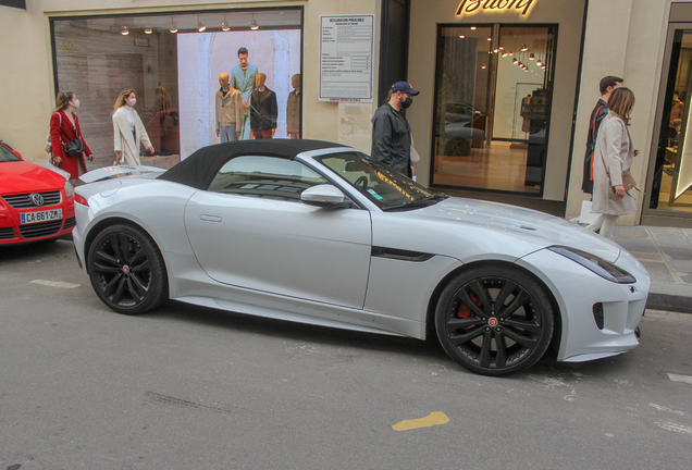 Jaguar F-TYPE R AWD Convertible