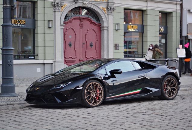 Lamborghini Huracán LP640-4 Performante