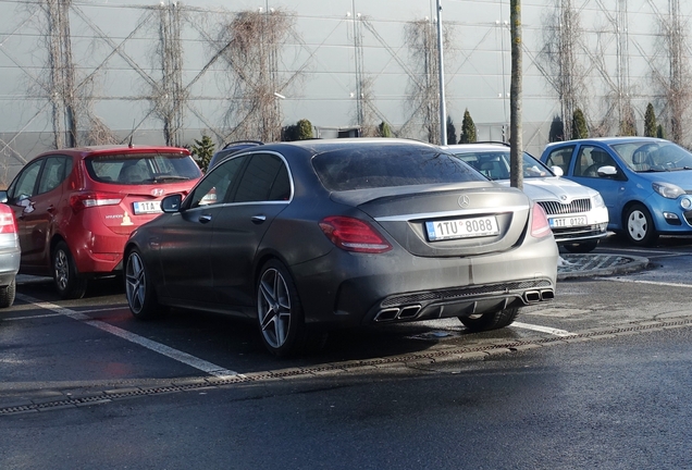 Mercedes-AMG C 63 W205