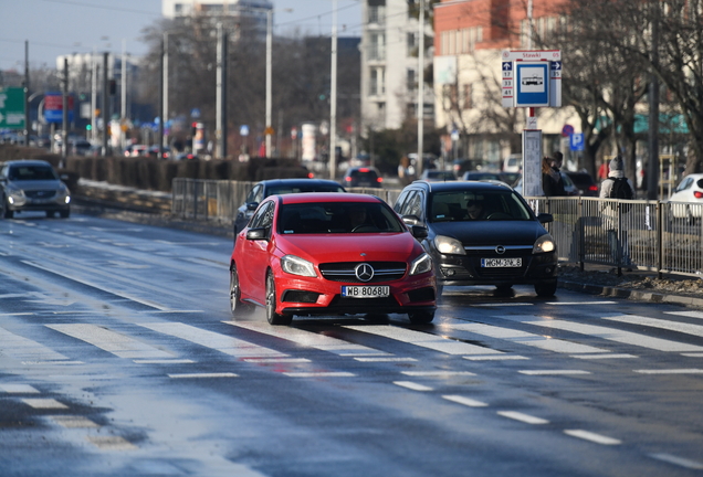 Mercedes-Benz A 45 AMG