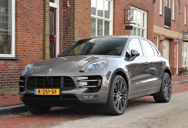 Porsche 95B Macan Turbo