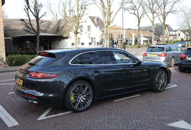 Porsche 971 Panamera Turbo S E-Hybrid Sport Turismo