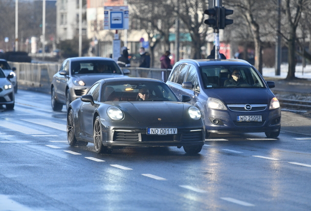 Porsche 992 Carrera 4S