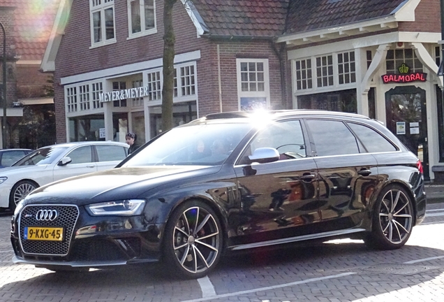 Audi RS4 Avant B8