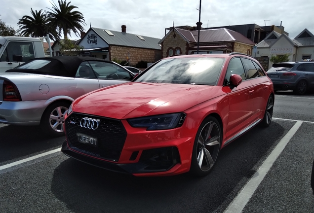 Audi RS4 Avant B9