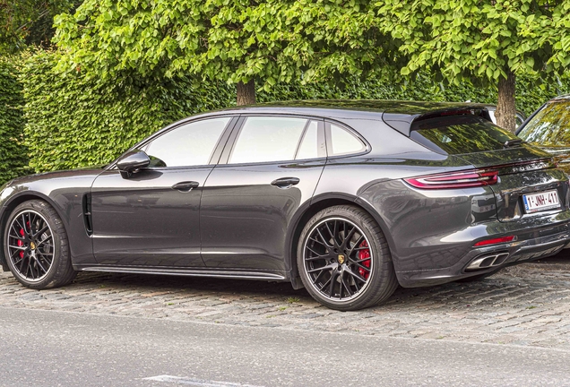 Porsche 971 Panamera Turbo Sport Turismo