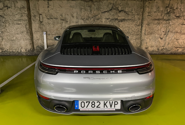 Porsche 992 Carrera 4S