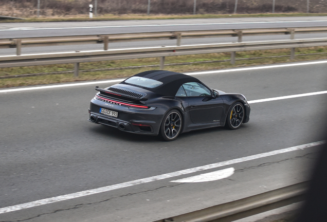 Porsche 992 Turbo S Cabriolet