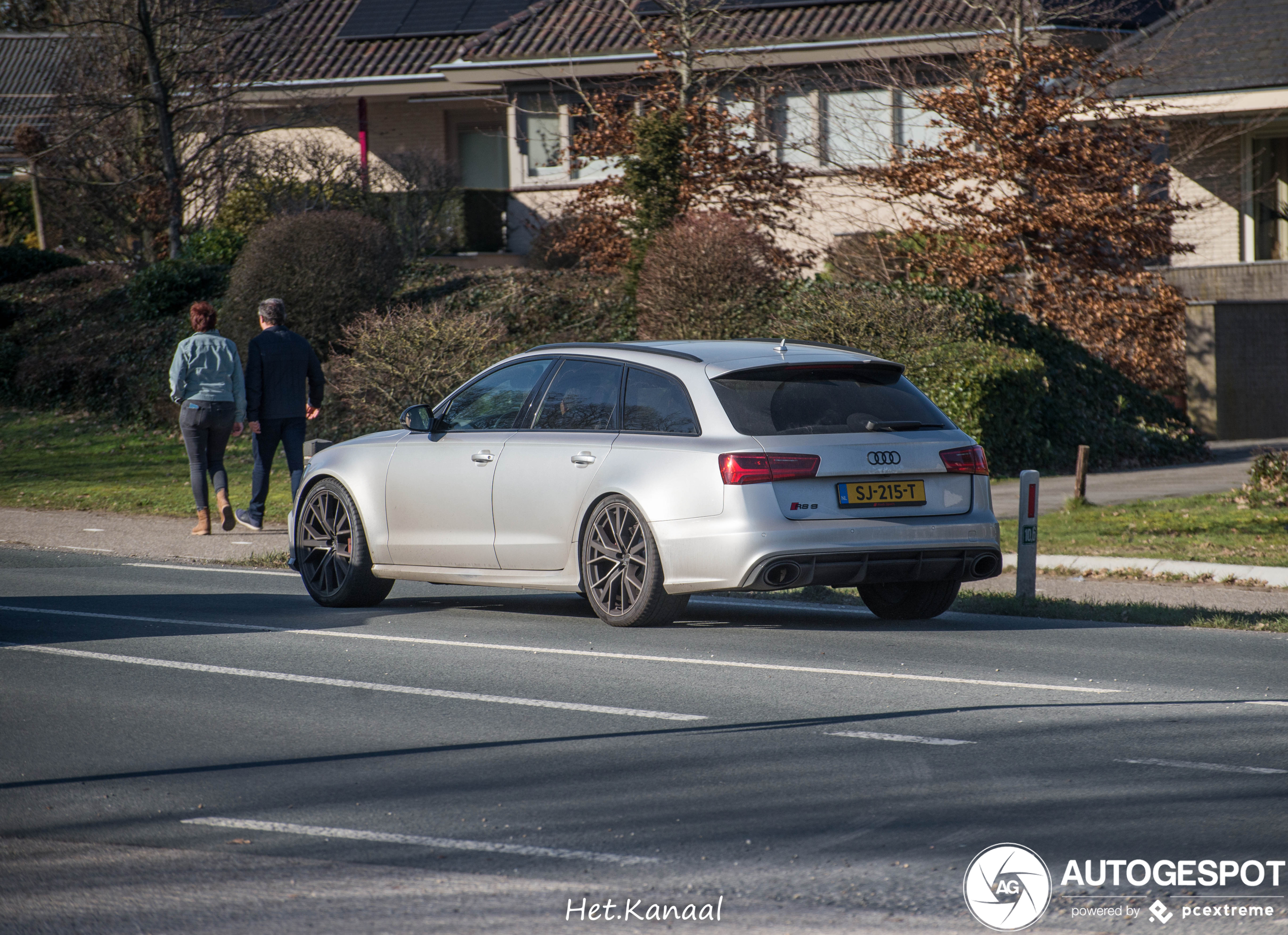 Audi RS6 Avant C7 2015