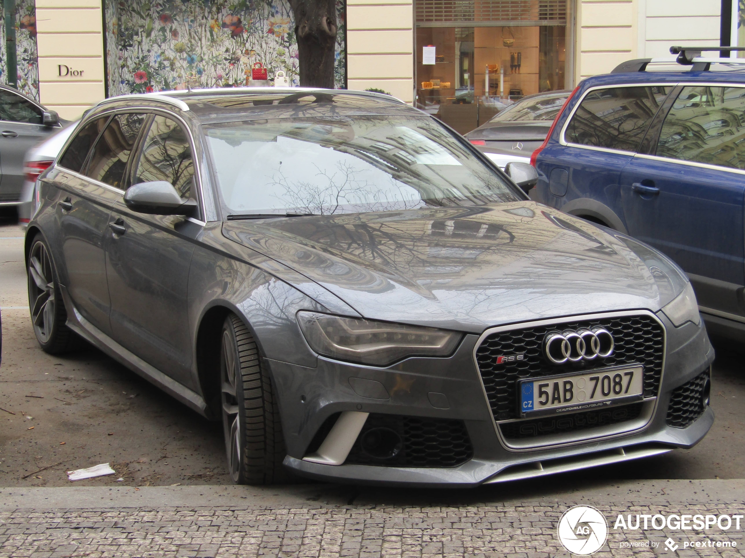 Audi RS6 Avant C7