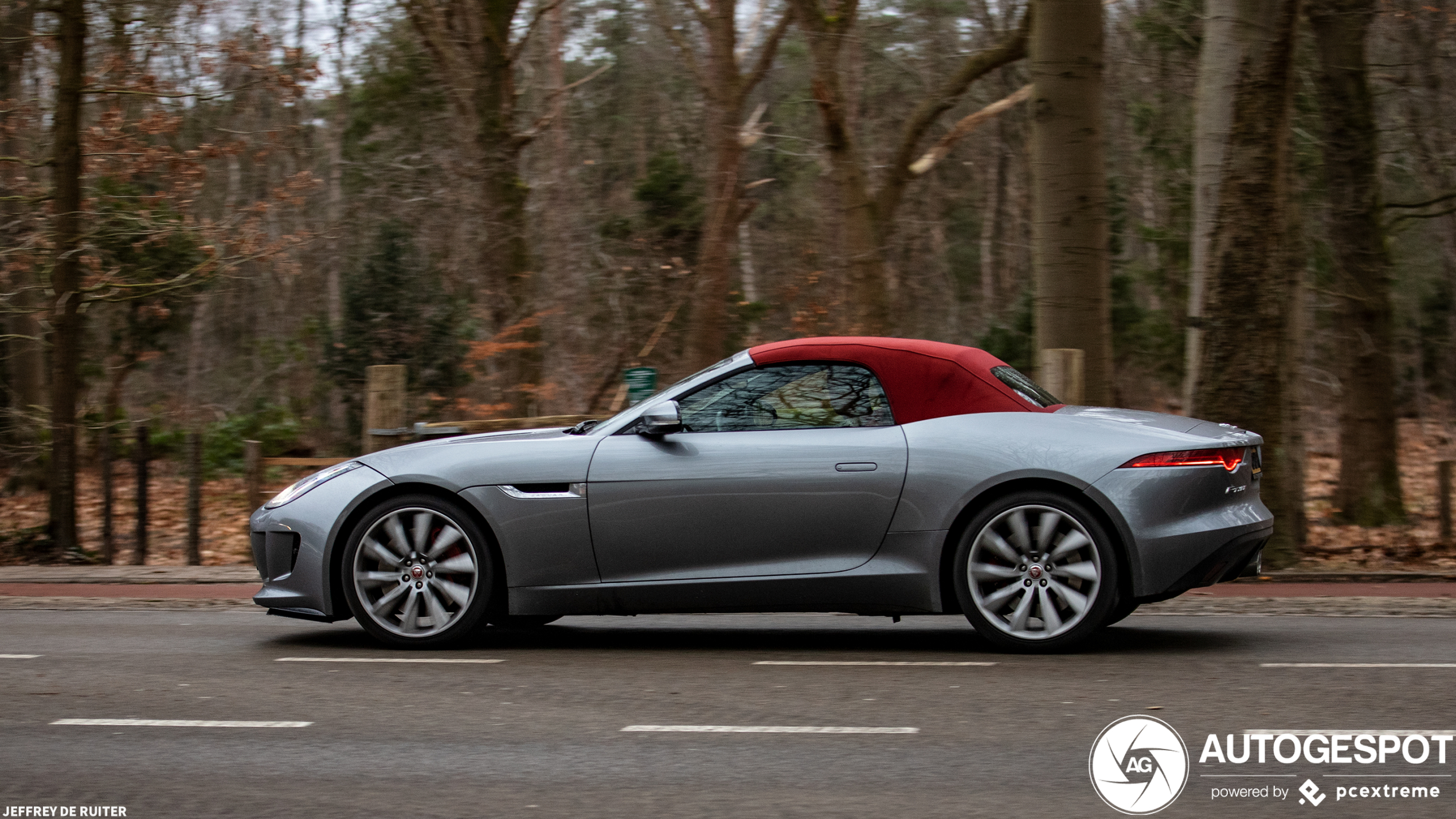 Jaguar F-TYPE S Convertible