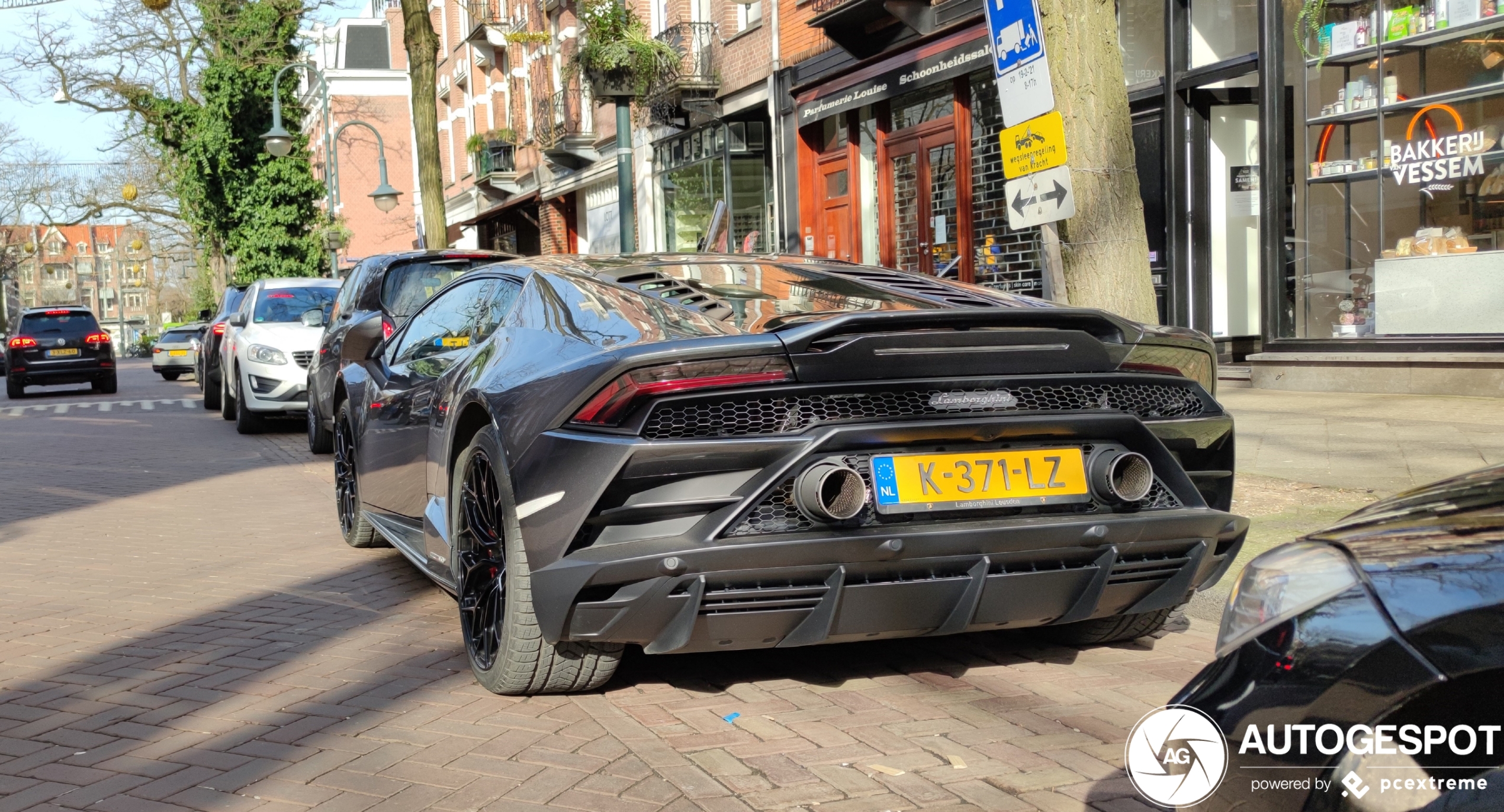 Lamborghini Huracán LP640-4 EVO