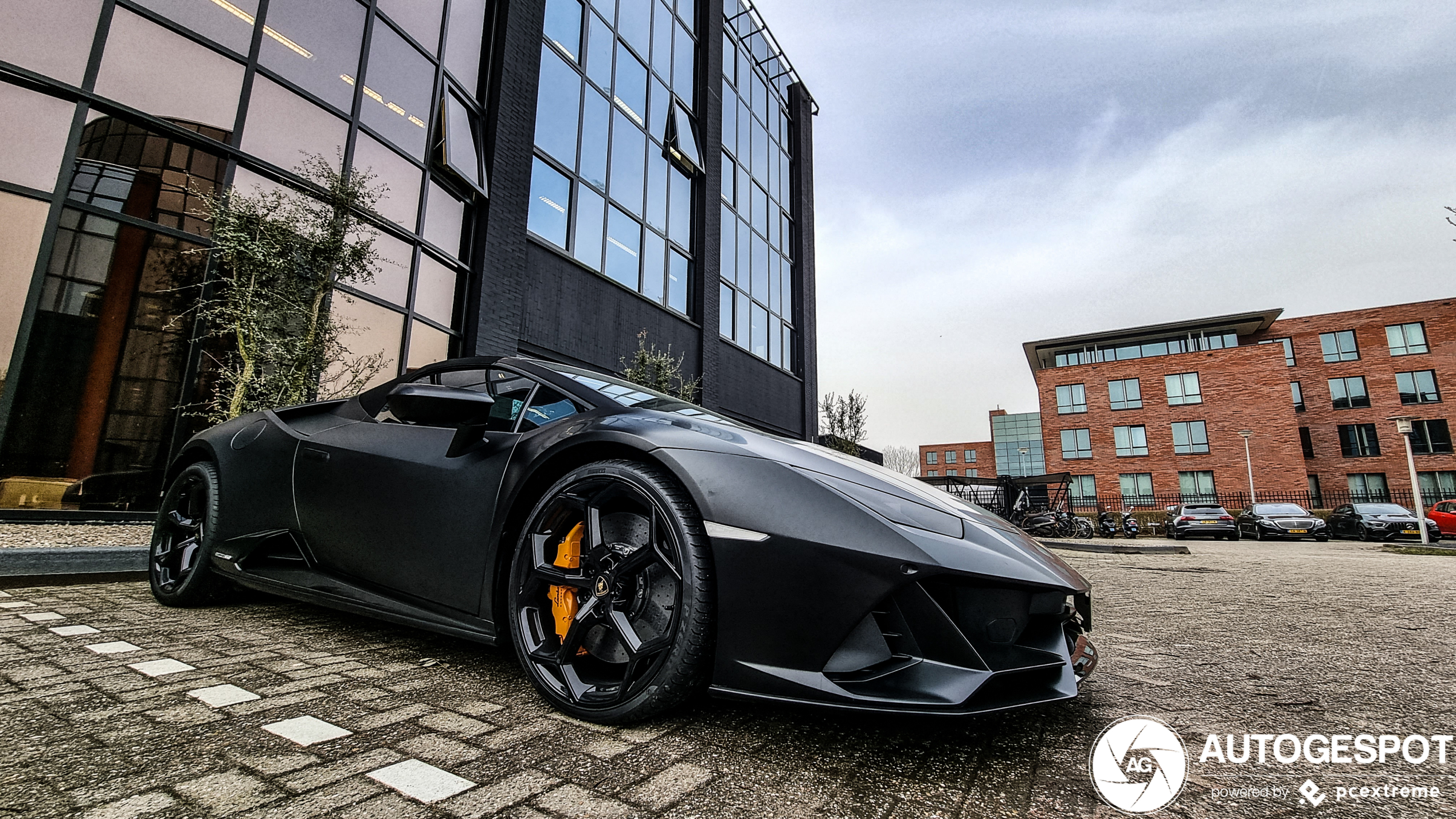 Lamborghini Huracán LP640-4 EVO Spyder