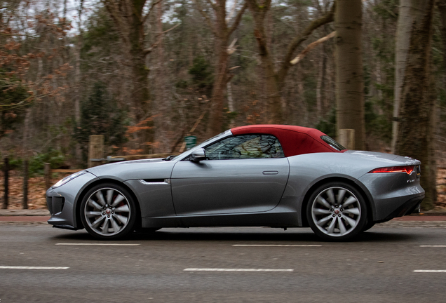 Jaguar F-TYPE S Convertible