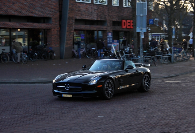 Mercedes-Benz SLS AMG GT Roadster Final Edition