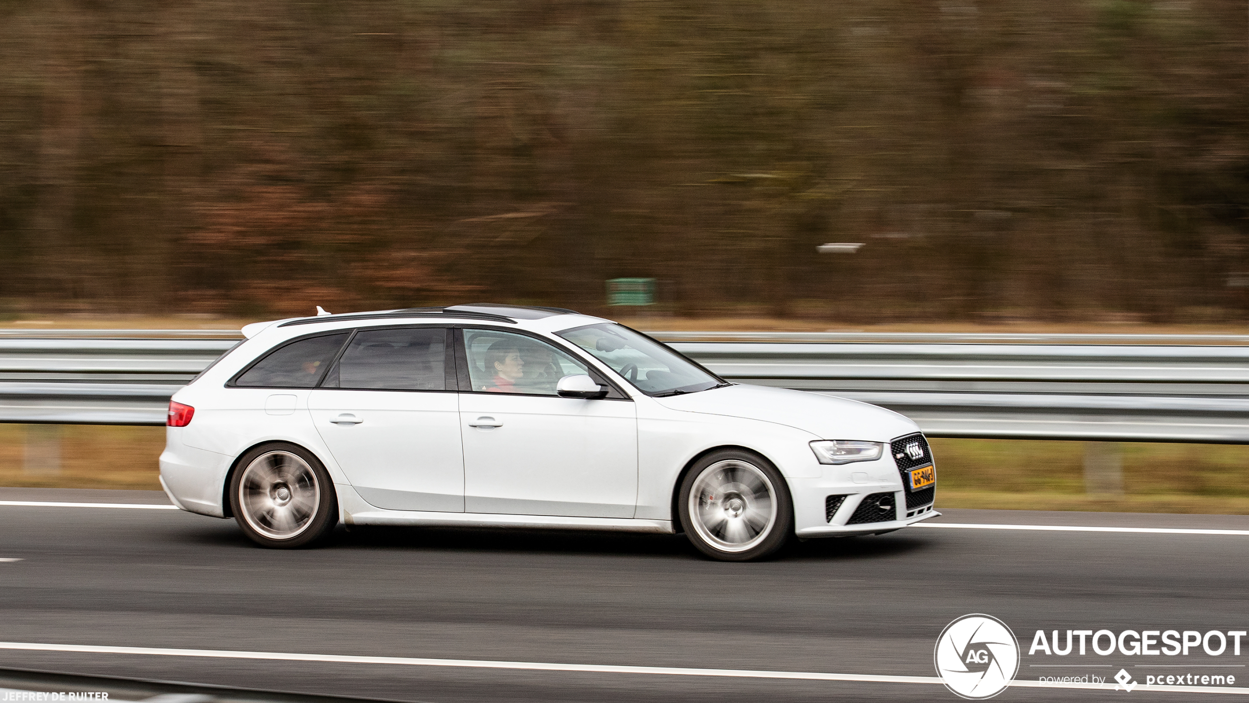 Audi RS4 Avant B8