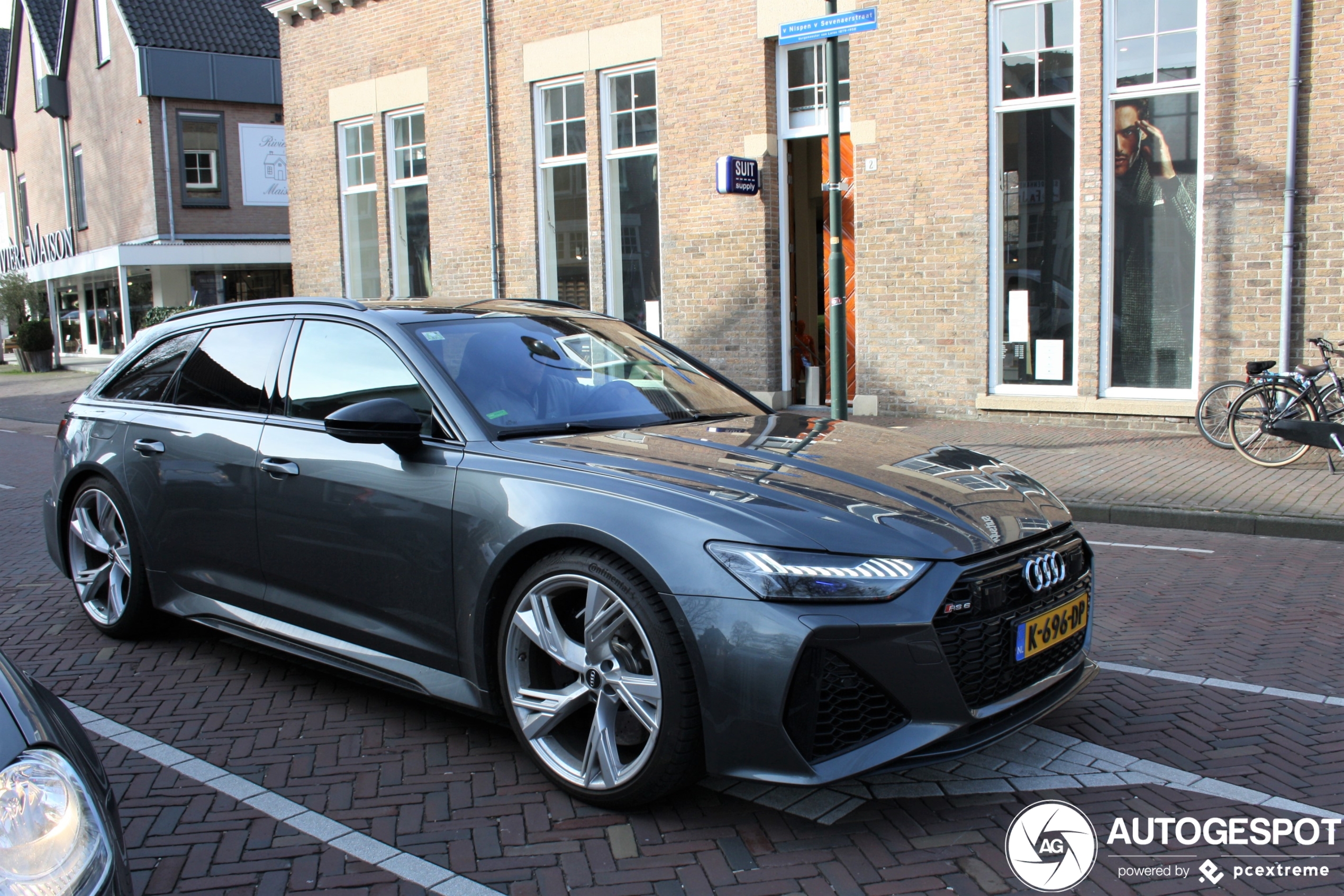 Audi RS6 Avant C8