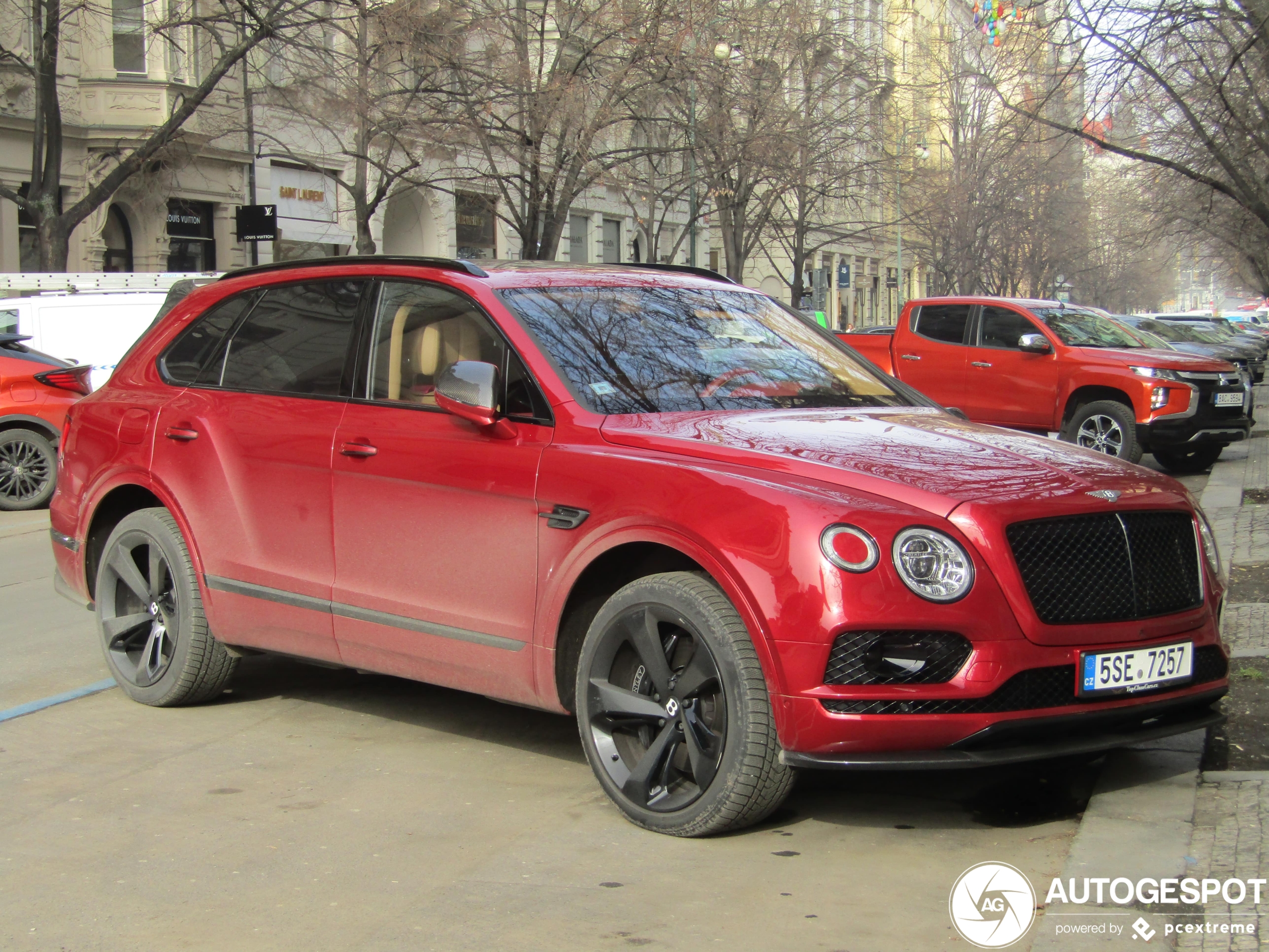 Bentley Bentayga Black Edition