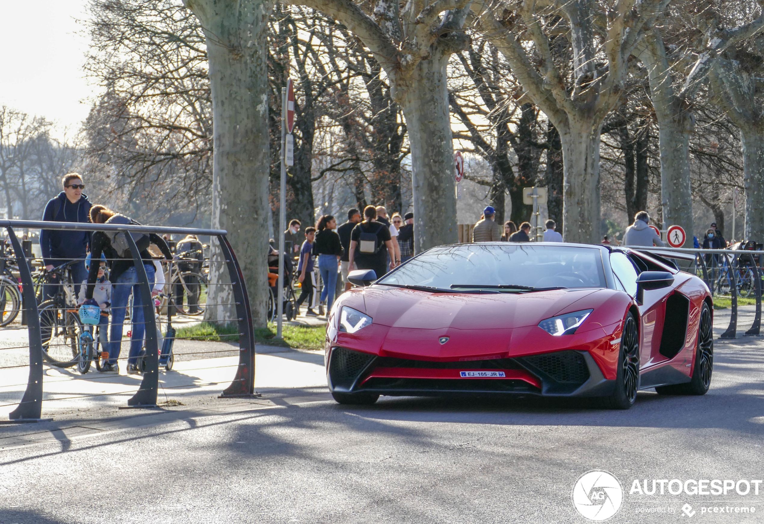 Lamborghini Aventador LP750-4 SuperVeloce Roadster