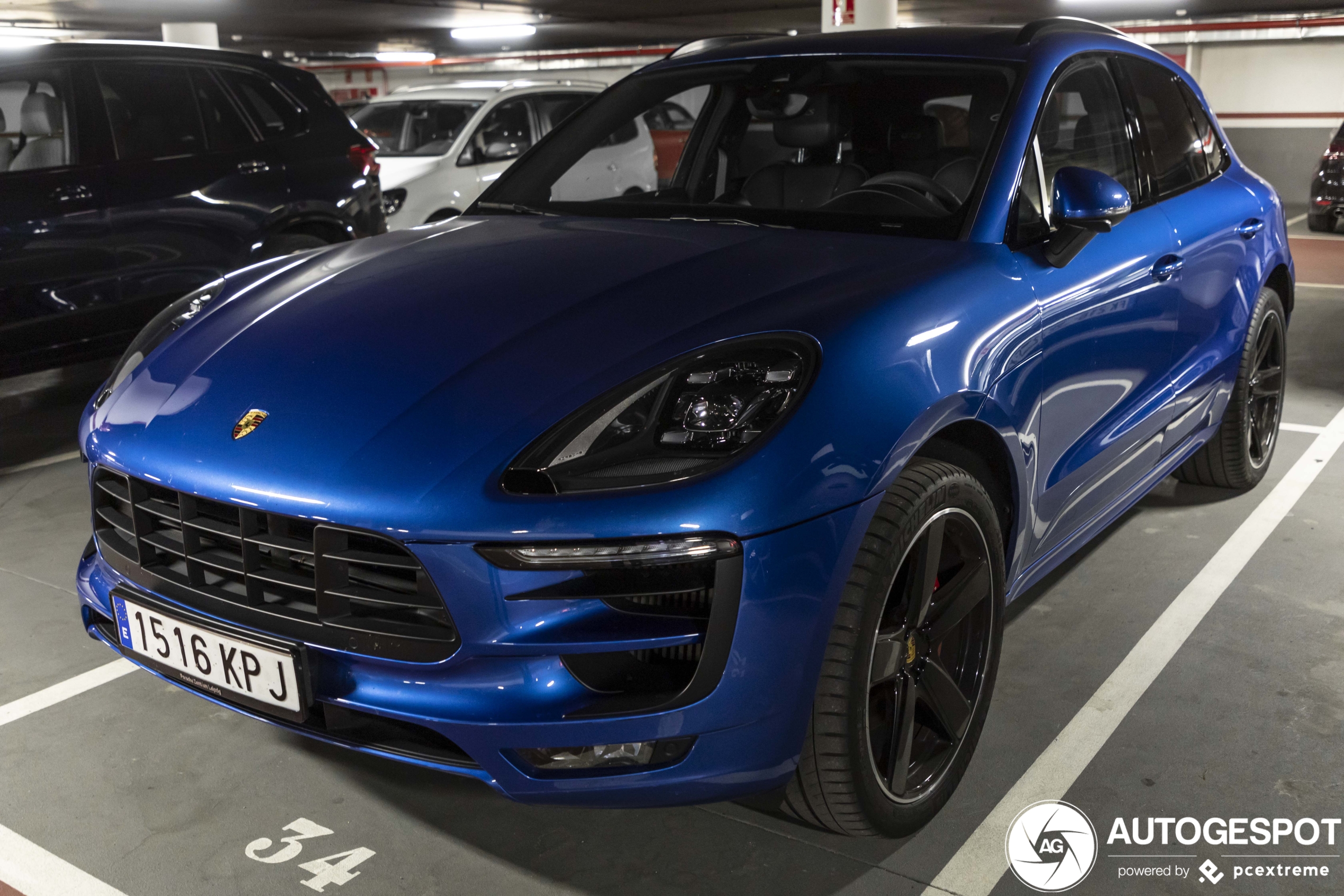 Porsche 95B Macan GTS