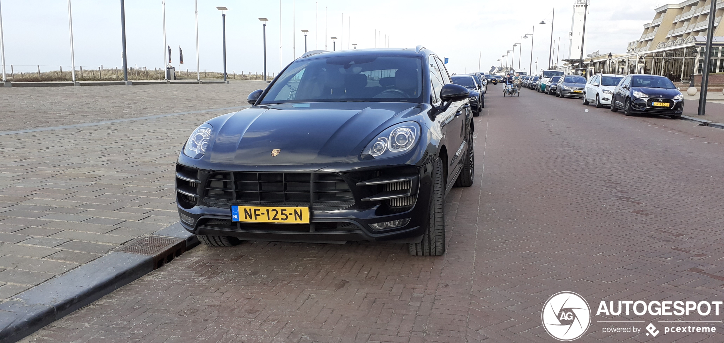 Porsche 95B Macan Turbo