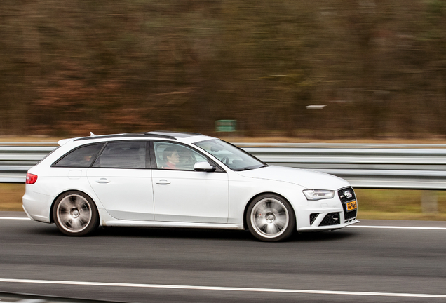 Audi RS4 Avant B8