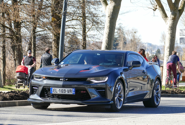 Chevrolet Camaro SS 2016 50th Anniversary