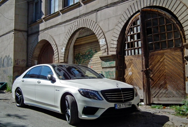 Mercedes-Benz S 63 AMG V222