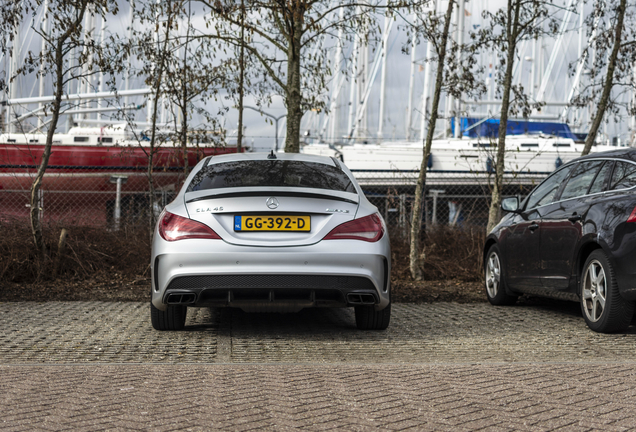 Mercedes-Benz CLA 45 AMG C117