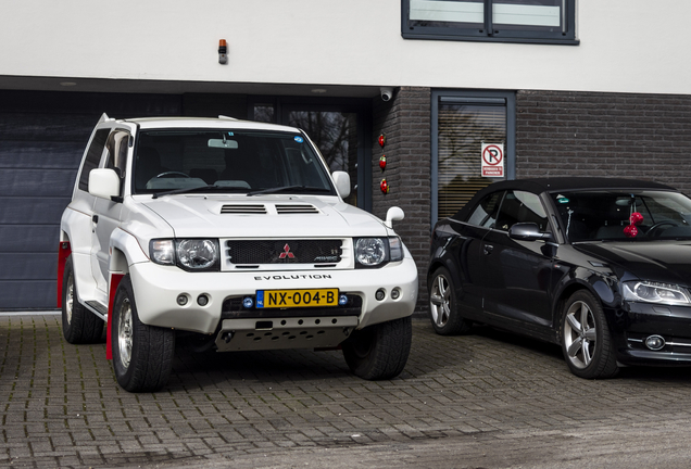 Mitsubishi Pajero Evolution