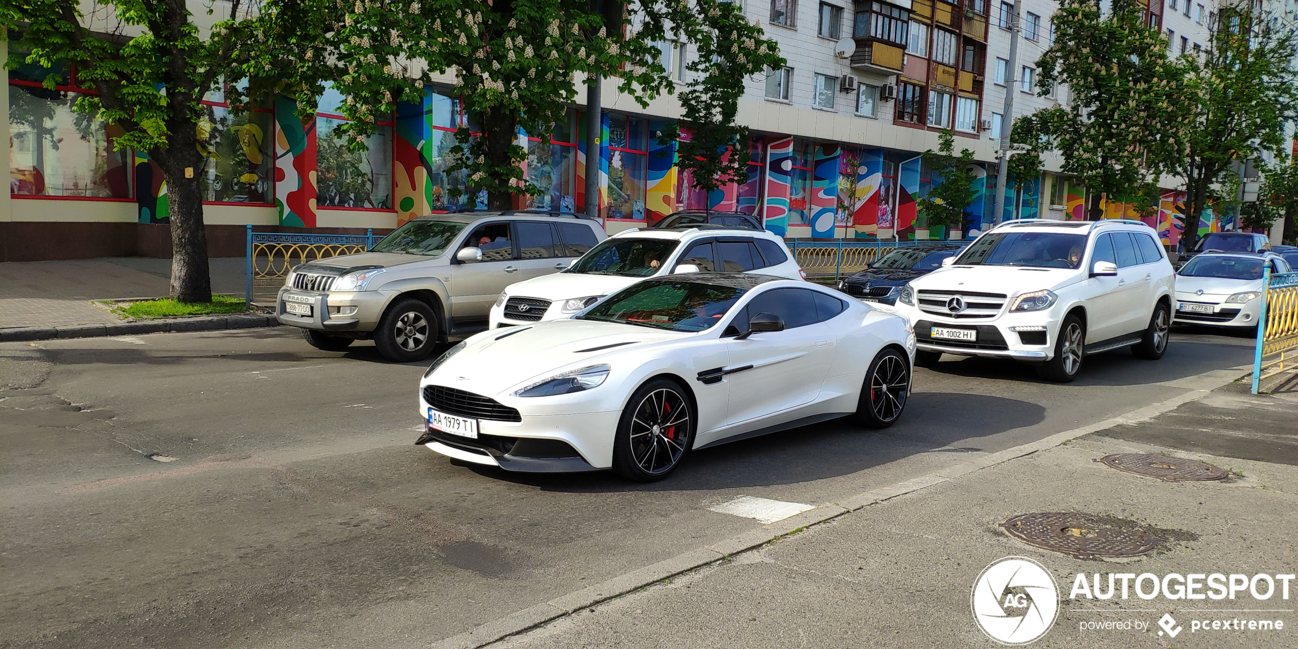 Aston Martin Vanquish 2013