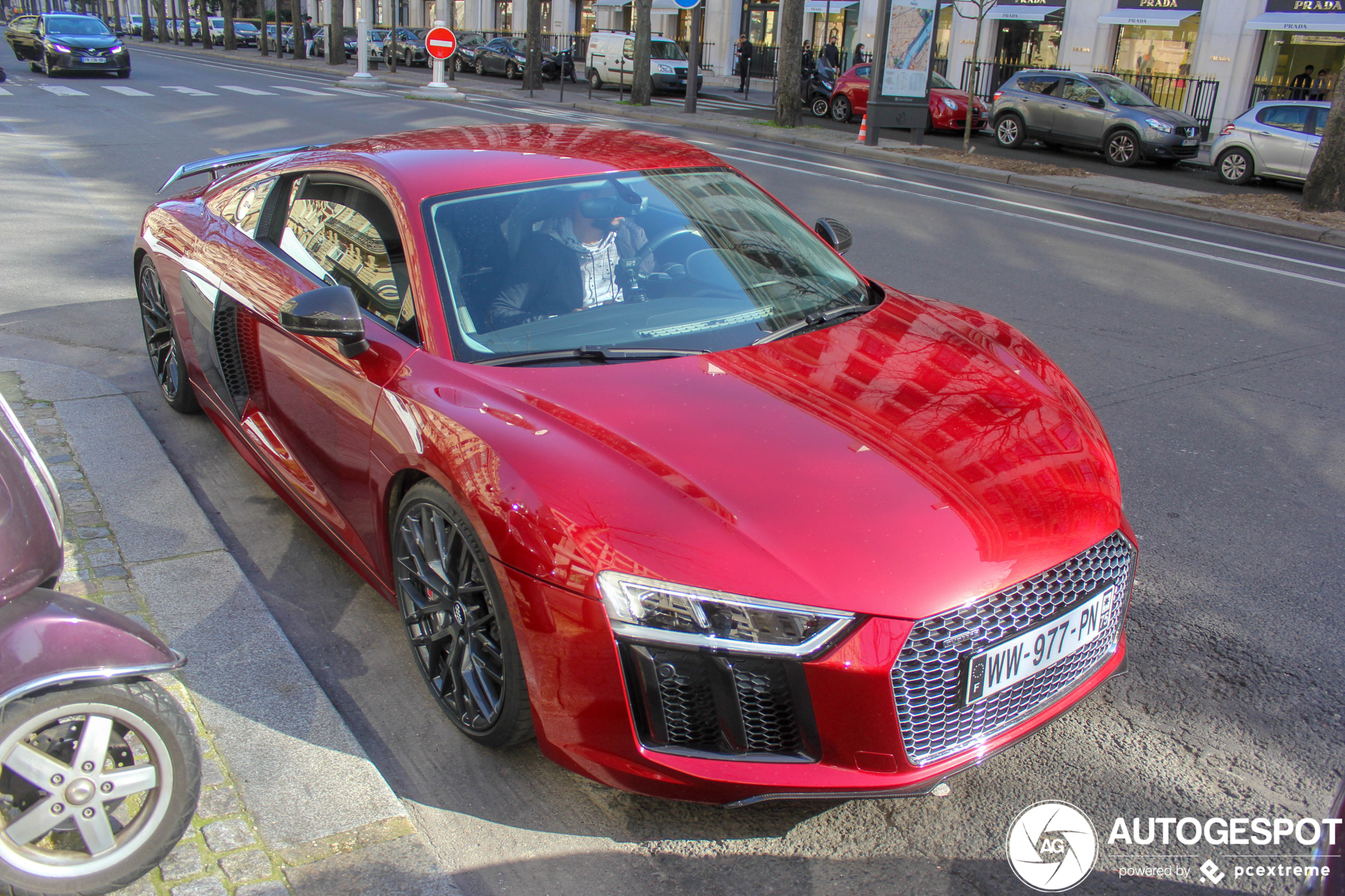 Audi R8 V10 Plus 2015