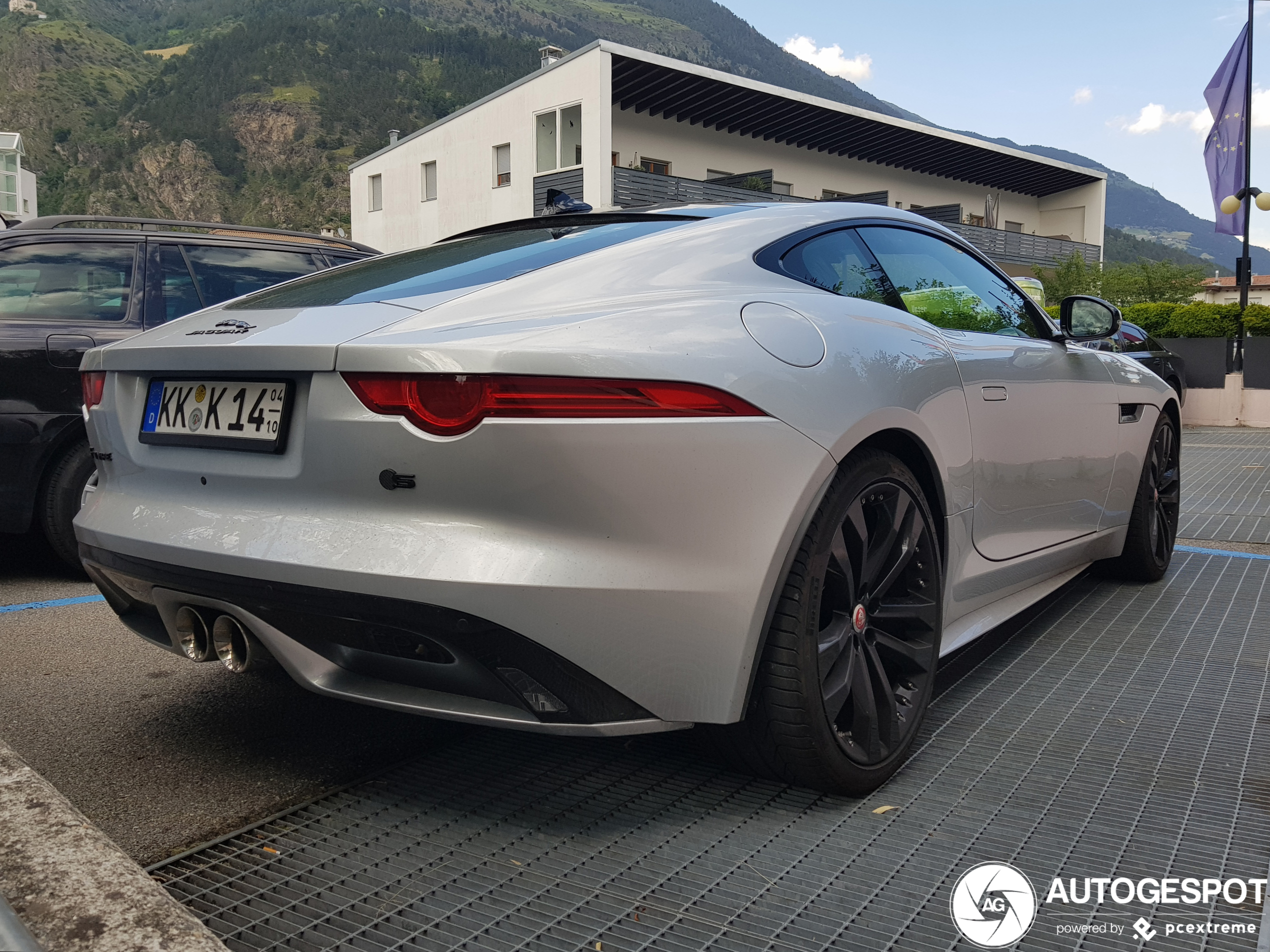 Jaguar F-TYPE S Coupé