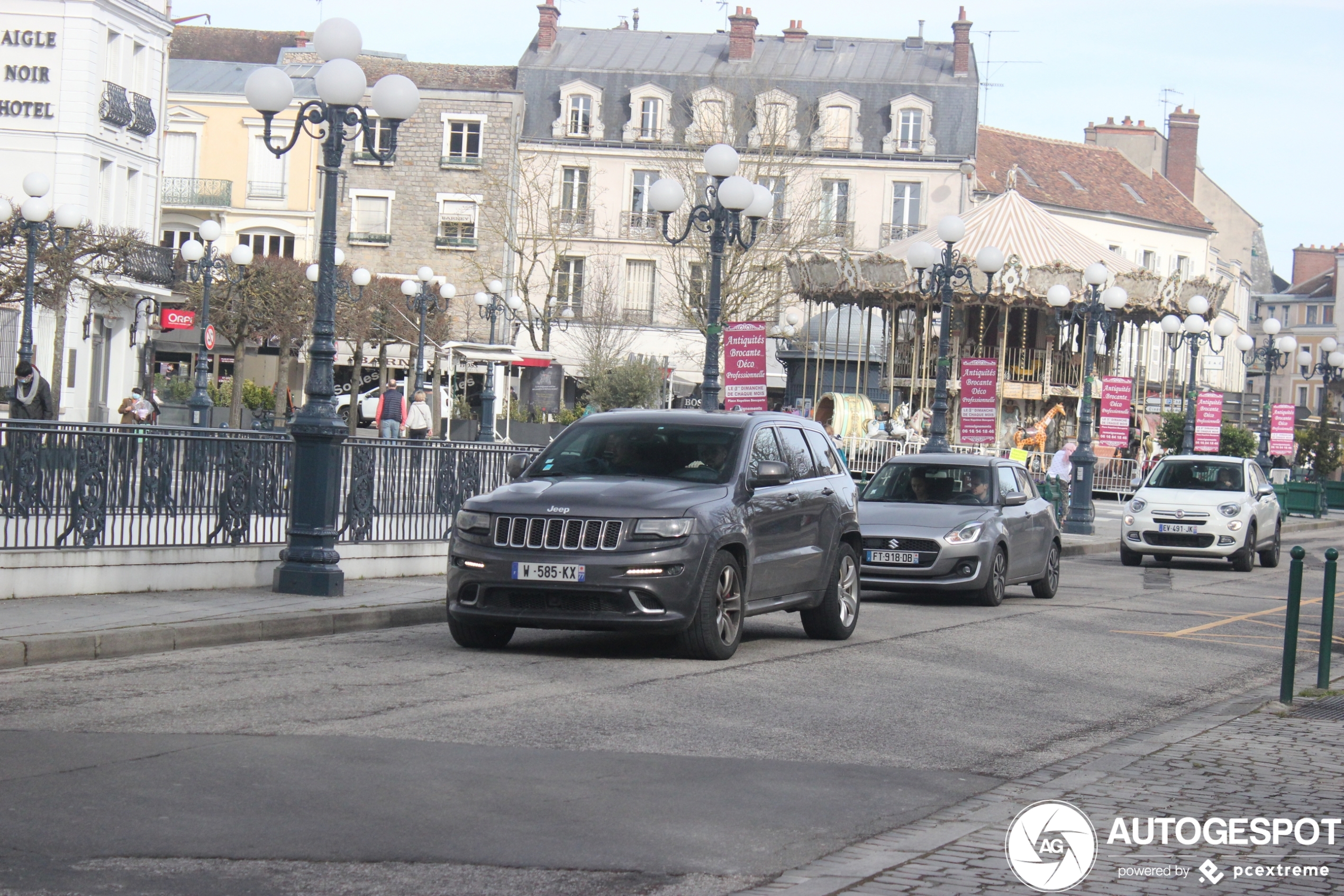 Jeep Grand Cherokee SRT 2013