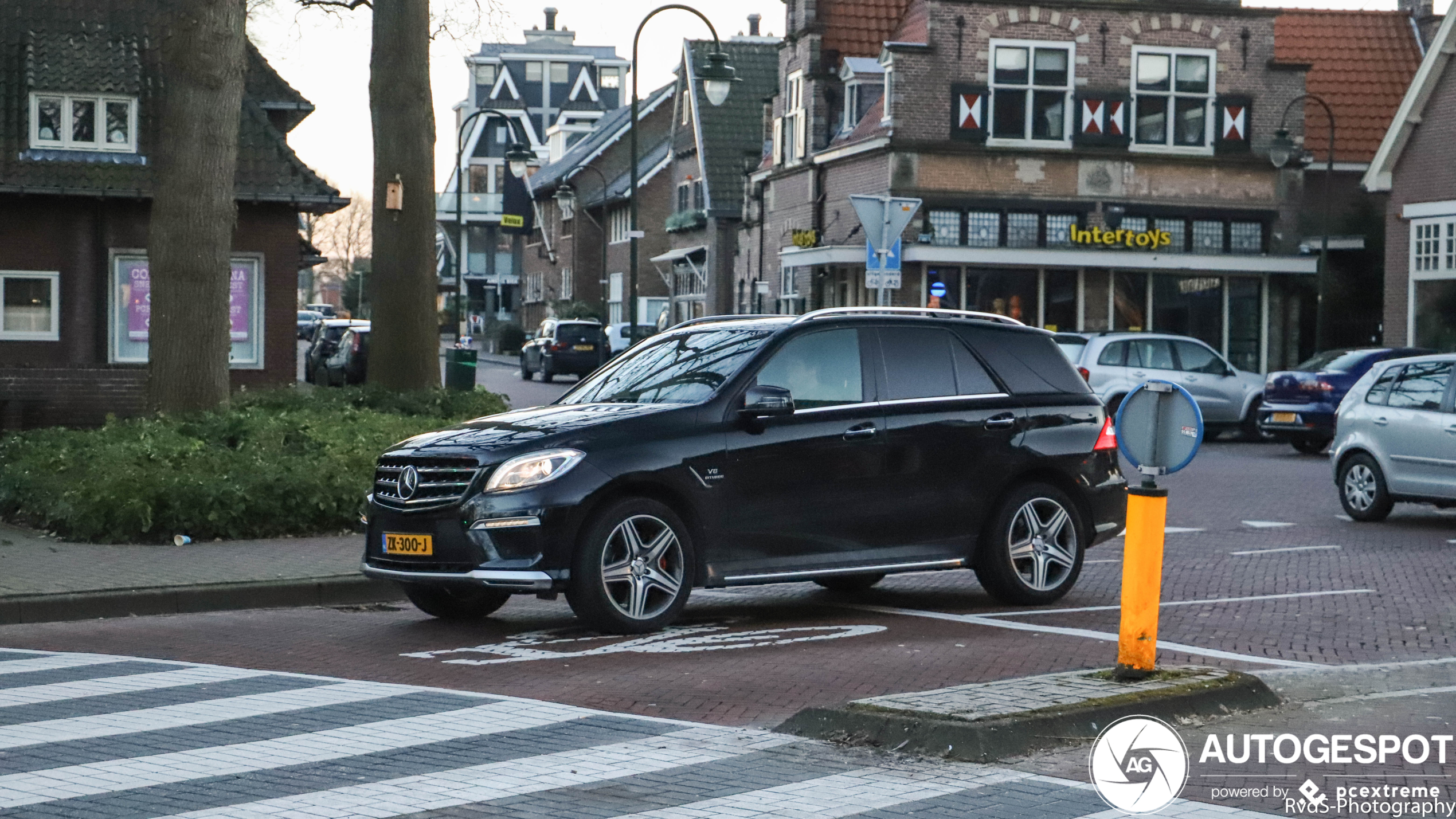 Mercedes-Benz ML 63 AMG W166