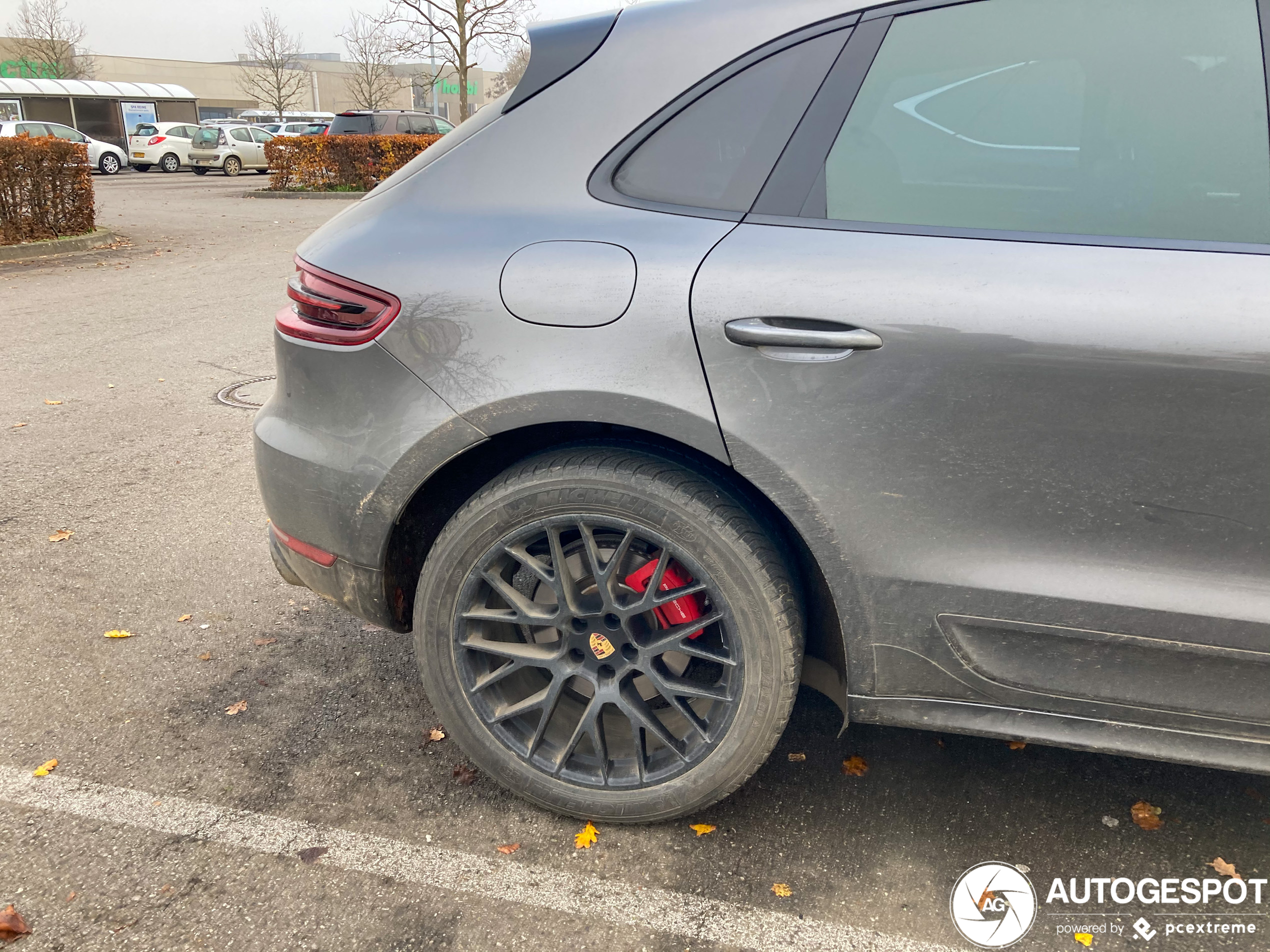 Porsche 95B Macan GTS