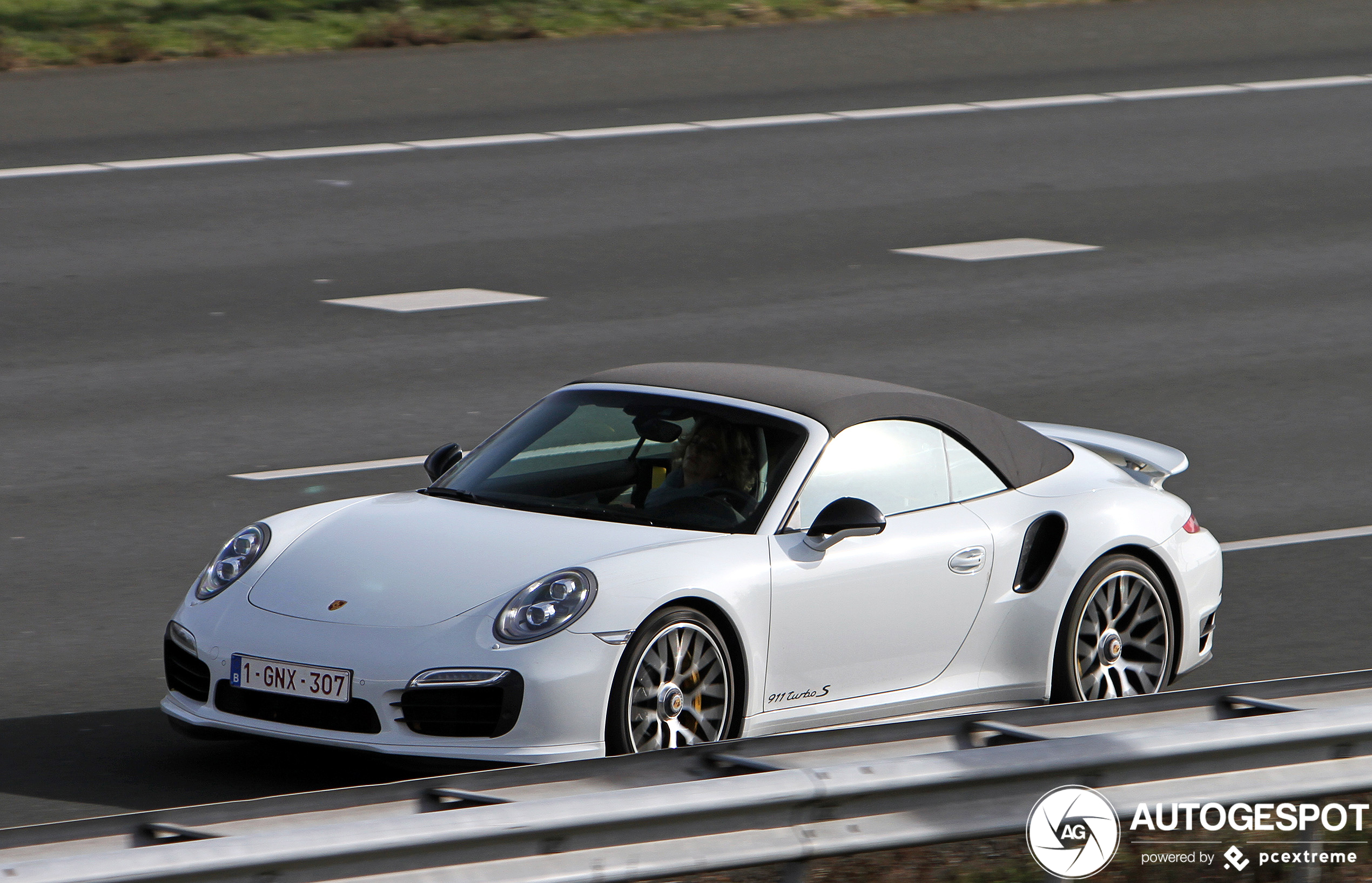 Porsche 991 Turbo S Cabriolet MkI